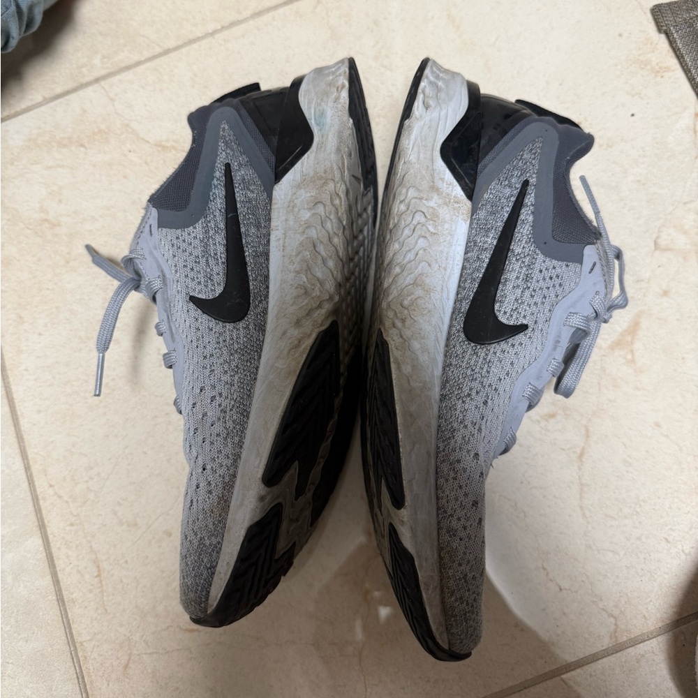 Women’s Nike shoes